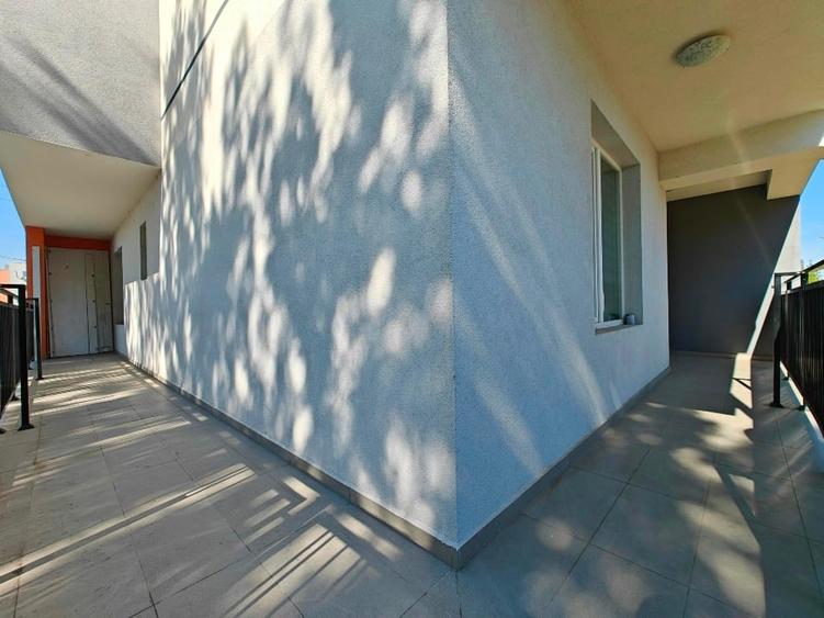 Apartament cu 2 camere decomandat în Giroc