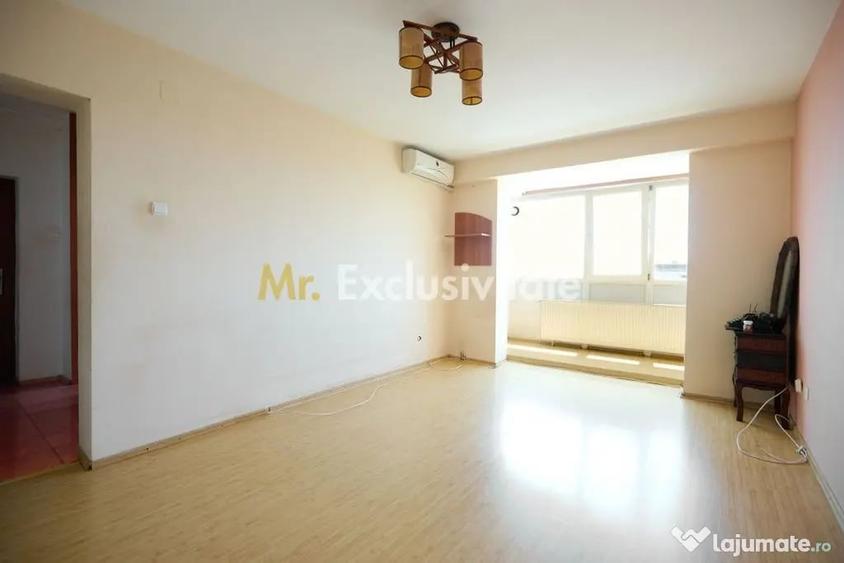 Apartament cu 4 camere decomandat în Craiovei