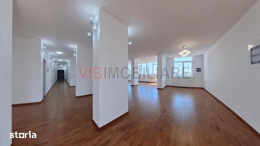 Apartament cu 5 camere în Pieptănari