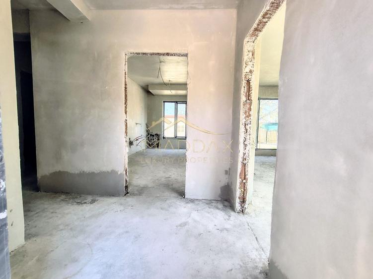 Casă individuală cu 5 camere cu Canalizare în Chiajna
