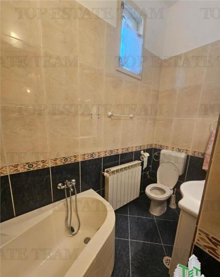 Casa cocheta cu gradina superba 800 metri ultracentral Gaest - 1