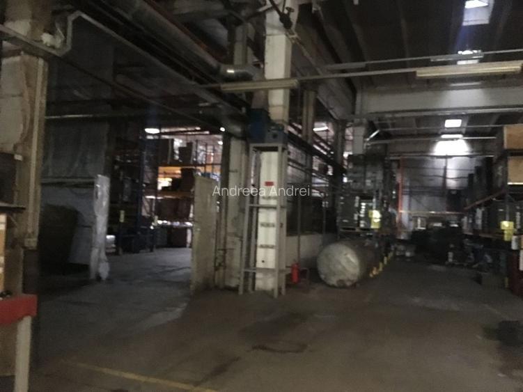 Spațiu industrial, 1350 mp în Central Spațiu industrial, 1350 mp în Central