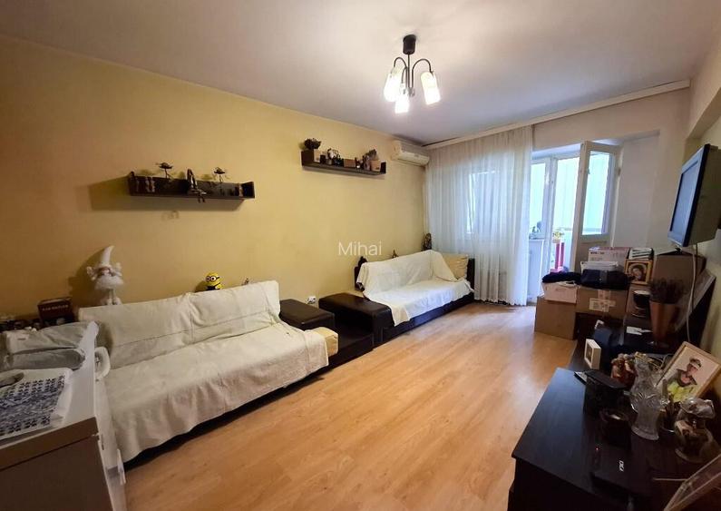 De vanzare Apartament 3 camere, central, Foc?ani Etaj 1 De vanzare Apartament 3 camere, central, Foc?ani Etaj 1