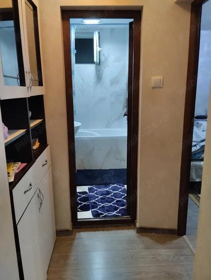 Apartament cu 2 camere decomandat în Exterior Vest