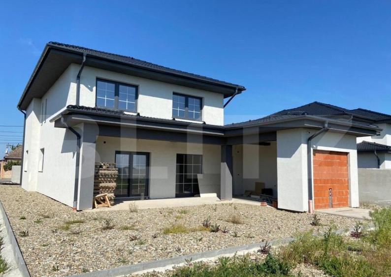 Casa de 4 camere, 300 mp, teren 850 mp, in Cihei - 1