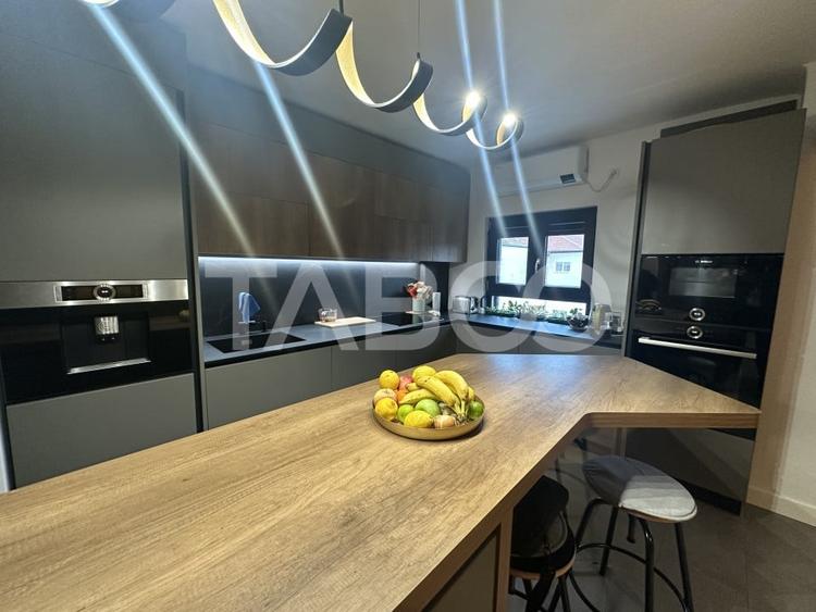 Un loc plin de lumina si armonie gata sa devina acasa - 11