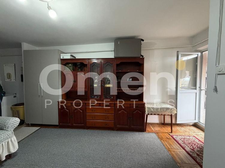 Garsoniera renovata cu balcon, etaj 4 cu acoperis, zona Garii - 2