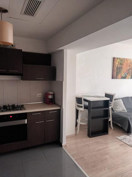 apartament in fostul hotel rin vitan ,doua camere - 5