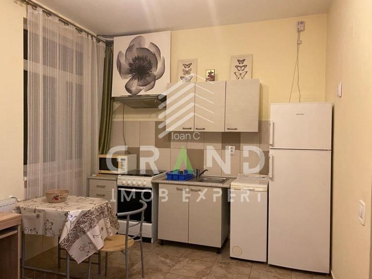 Garsonieră semidecomandată, mobilată în Între Lacuri