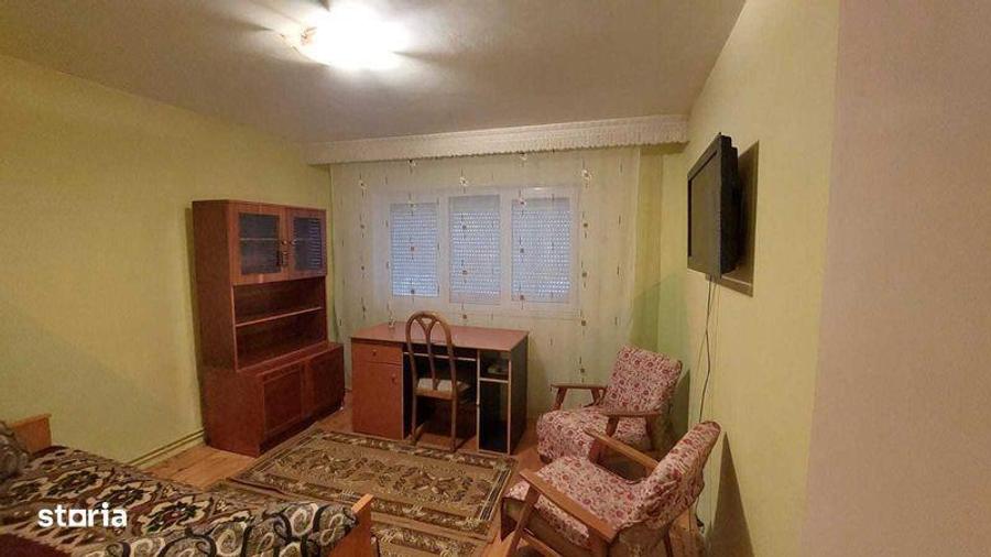 inchiriez apartament 2 camere - 1