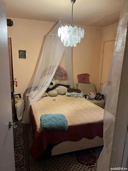 Se vinde apartament cu 2 camera,hol patrat,2 balcoane - 2