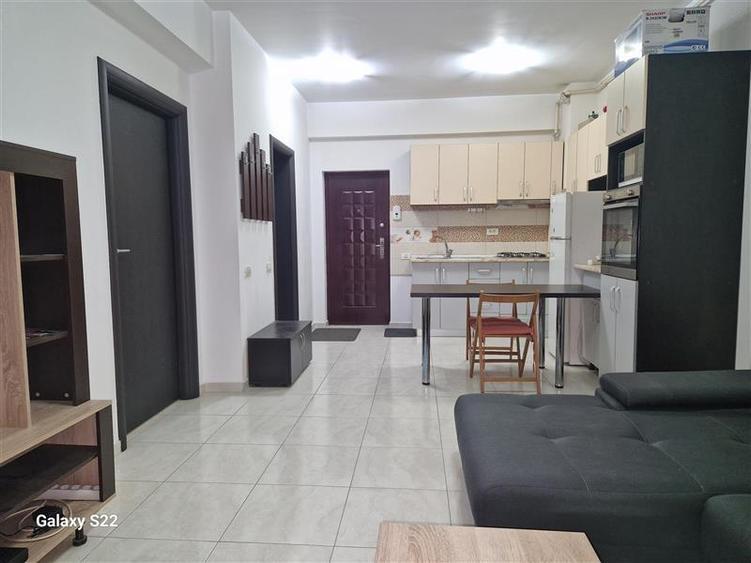 2 cam Militari Residence, str. Rezervelor- Roz Cafe - 6