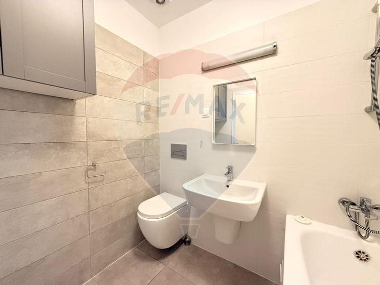 DE INCHIRIAT Apartament 3 camere New Point Pipera Voluntari - 31