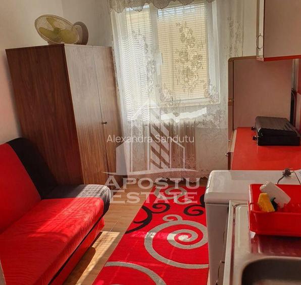 Garsoniera ,parter, cu toate utilitatiile, Dambovita Garsoniera ,parter, cu toate utilitatiile, Dambovita