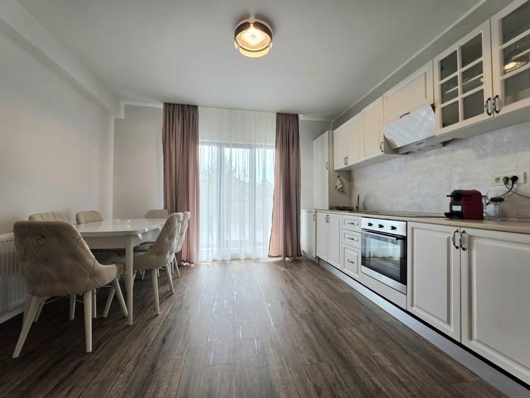 Vila P+1 cu 5 camere in Lumina - mobilata si utilata complet - 4