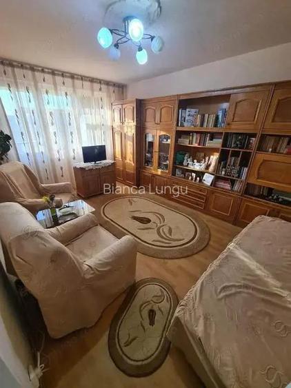 Apartament de 3 camere ( 700m Piata Progresu )-Sos.Giurgiului Apartament de 3 camere ( 700m Piata Progresu )-Sos.Giurgiului