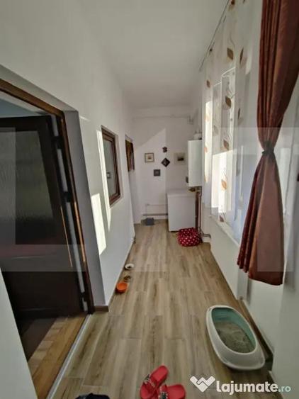Apartament 3 camere, 77 mp, zona UTA - 4