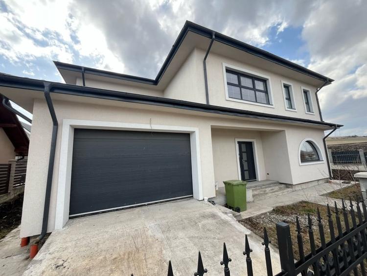 Casa individuala, 5 camere, 268mp si teren 500mp. Comuna Chinteni - 2