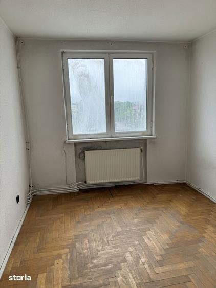 Vand apartament cu 4 camere decomandat - 4