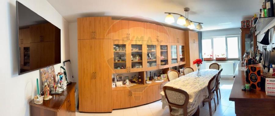 Apartament cu 4 camere de vanzare in zona Ultracentral - 5