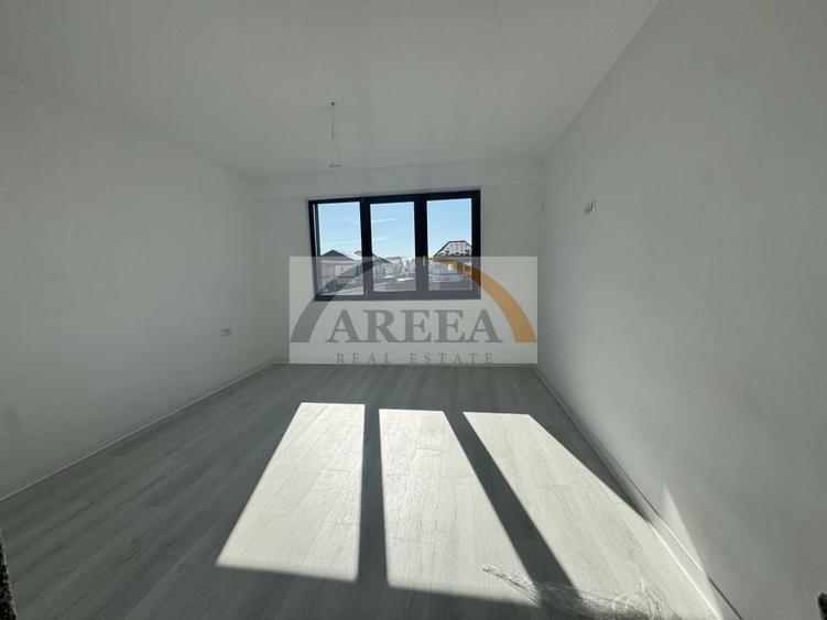 Vila 5 camere Otopeni Central-bucatarie si finisaje incluse - 11