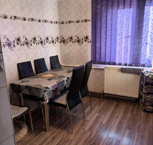 Vand apartament in zona Pipirig, 4 camere ultradotat - 11