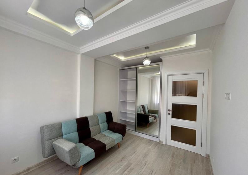 Oferim spre inchiriere un apartament cu 3 camere, in cartierul Zorilor - 4