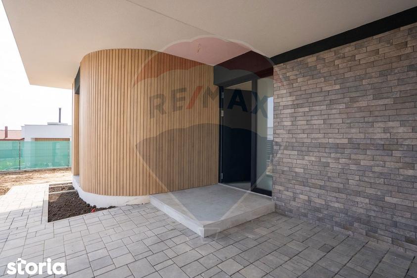 De vanzare casa 5 camere in zona Dealuri Oradea - 18