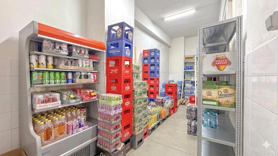 Spatiu comercial, pretabil magazin alimentar, locuri de parcare, Astra-Racadau - 7