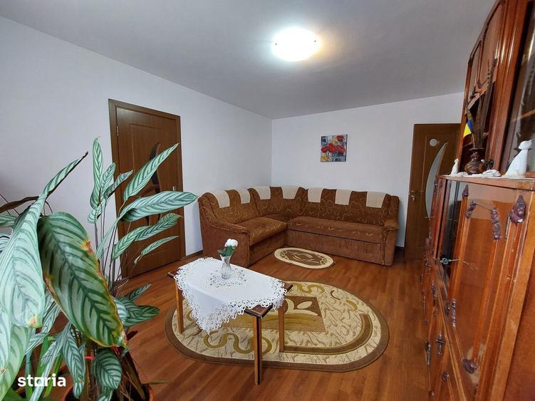 vand ap. 2 camere etaj 2 micro 6 - 5