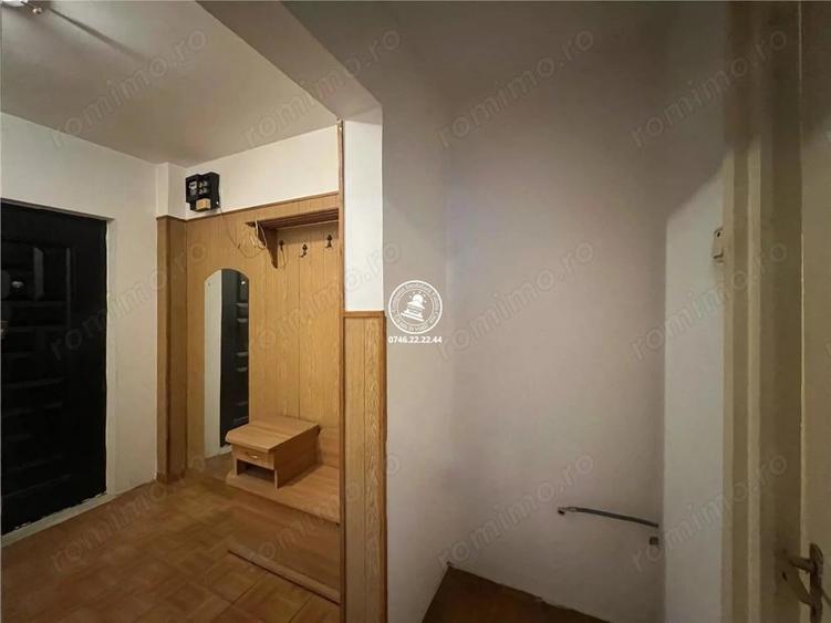 Apartament decomandat cu 2 camere in Nicolina 1, etajul 1 - 7