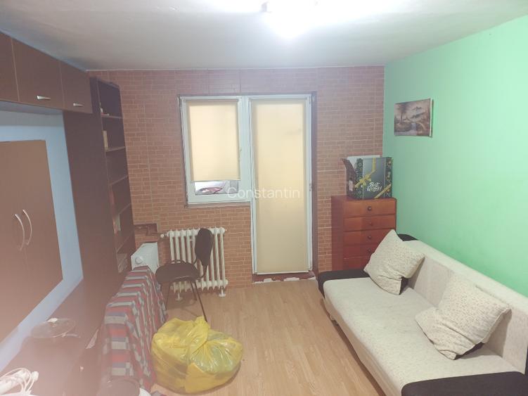 Vând apartament 2 camere Vergului Vând apartament 2 camere Vergului