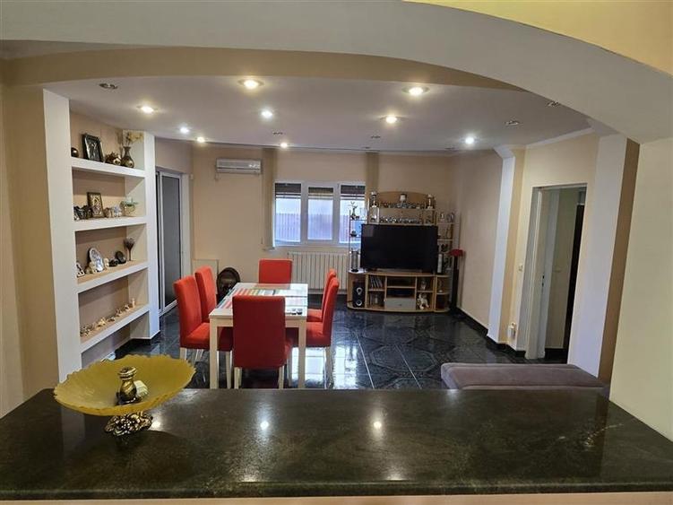 De vanzare - casa mobilata utilata - zona Giurgiului - 1