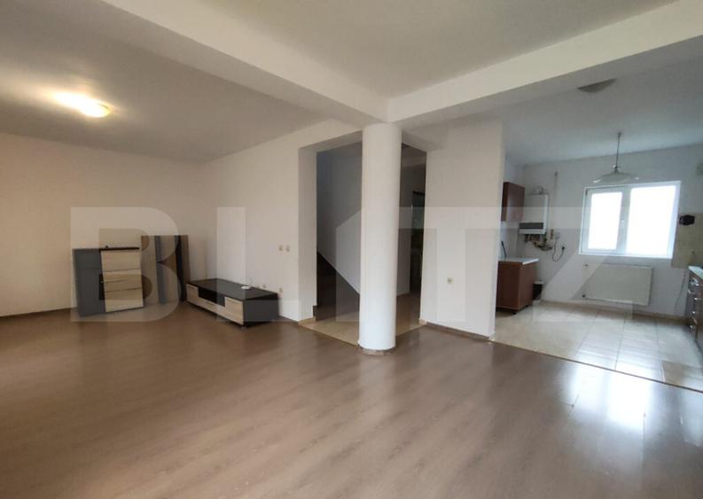 Casa 110 mp utili, curte proprie fata/spate, 2 niveluri, Car - 1