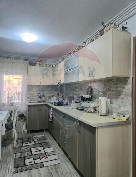 Apartament cu 2 camere de vânzare - 9