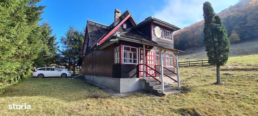 Cabana lemn cu mansarda + teren 2000MP - 7