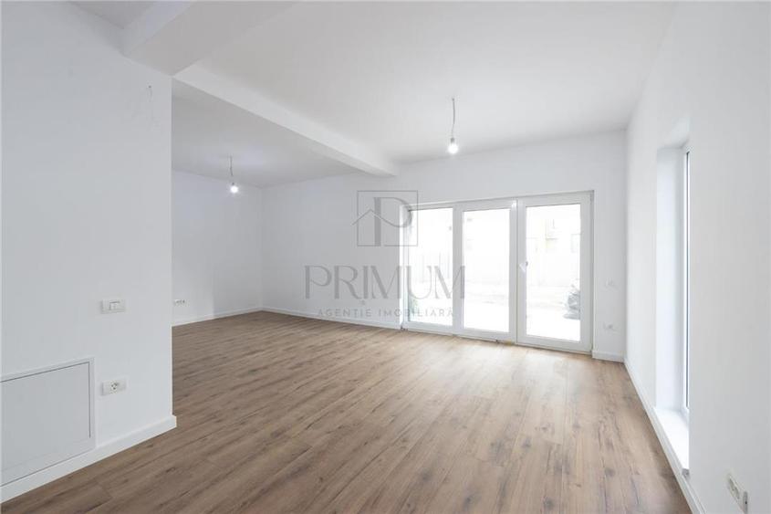 Casa tip Duplex - finisaje premium - asfalt - separat prin casa scarii. - 4