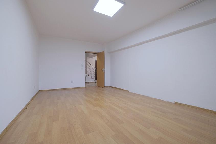 UNIRII - Octavian Goga, apartament 4 camere tip duplex, ideal Office - 2