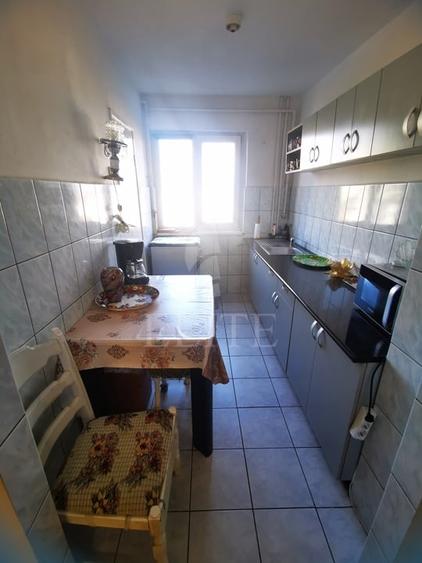 Apartament 4 camere în zona NEGOIU - 8