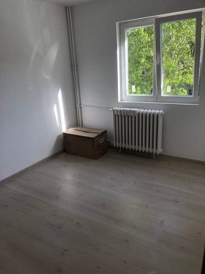 BERCENI EMIL RACOVITA - 1