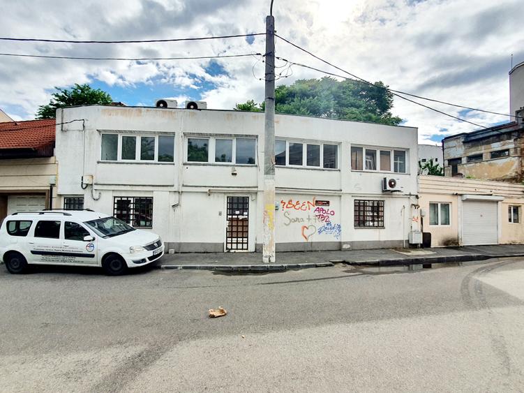 Clădire birouri 1990 ideal clinica - 2