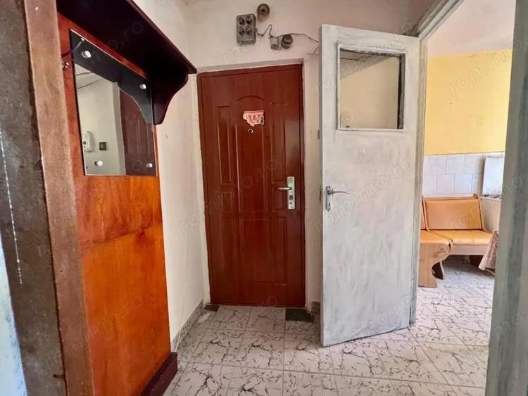 Apartament 2 camere spa?ios, zona Corni?a Bistri?ei langa ?coala nr. 10 - 2