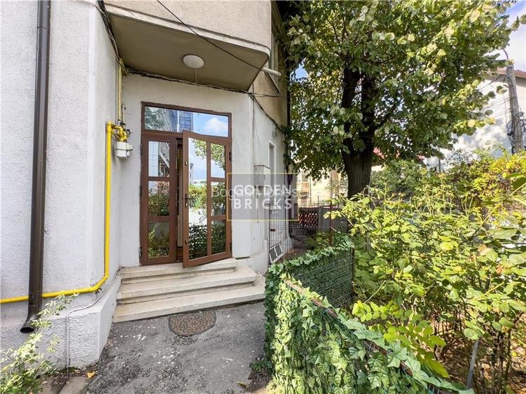 Stefan cel Mare | Metrou 5 minute | Stradal | Curte Stefan cel Mare | Metrou 5 minute | Stradal | Curte
