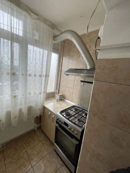 Inchiriez Apartament - zona I-uri. - 4
