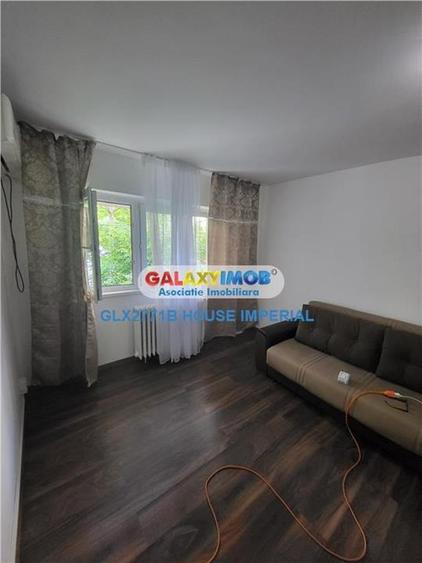 Apartament 2 camere bld Basarabia, plan secund - 1