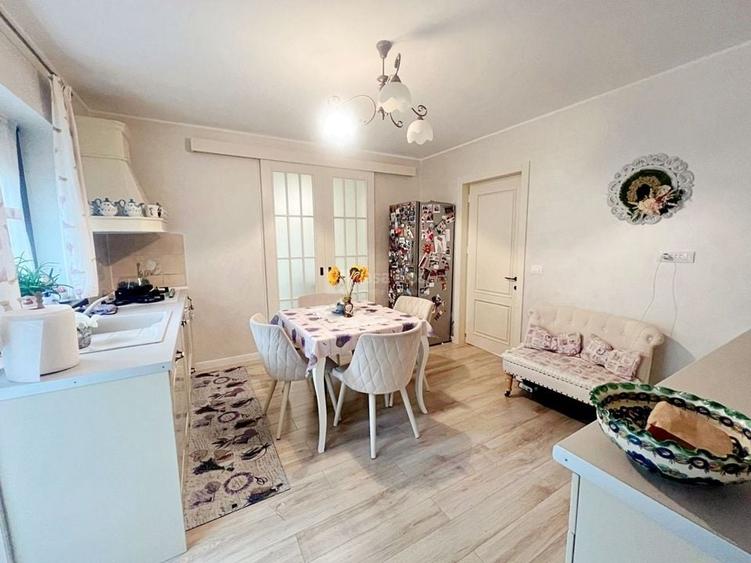 Eleganta si confortul se intalnesc aici! Proprietate superba de vanzare - 7