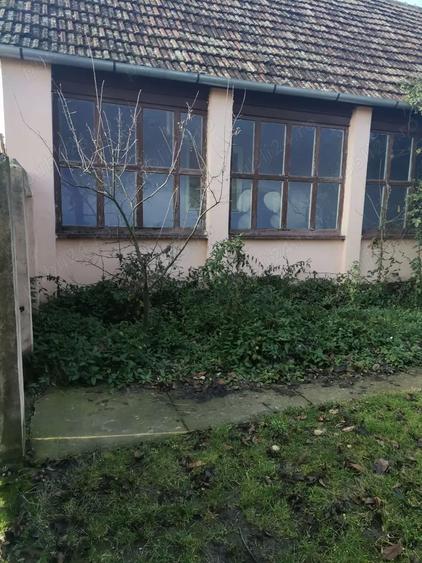 Casa de vanzare :Sat Satu Mare, comuna Secusigiu jud Arad - 2