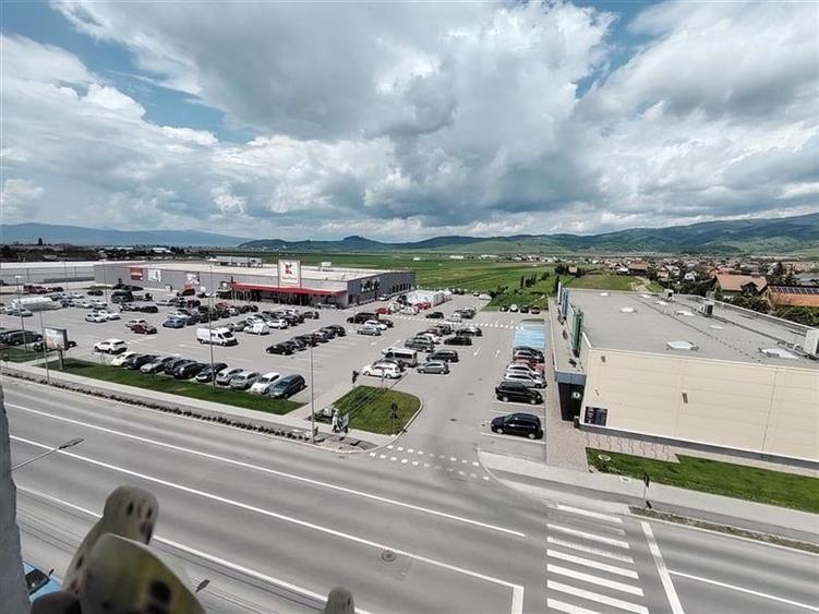 Apartament 3 camere (Gheorgheni, Car. Bucin 27/A) - 11