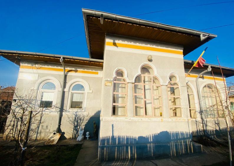 Casa pe parter, 2.753 mp teren, Marotinu de Sus - 2