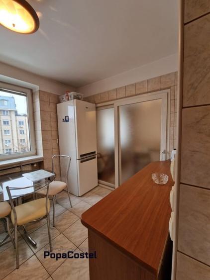 Calea Victoriei - Centrul Istoric 4 camere spatioase etaj 3/6, imobil 1979 - 12